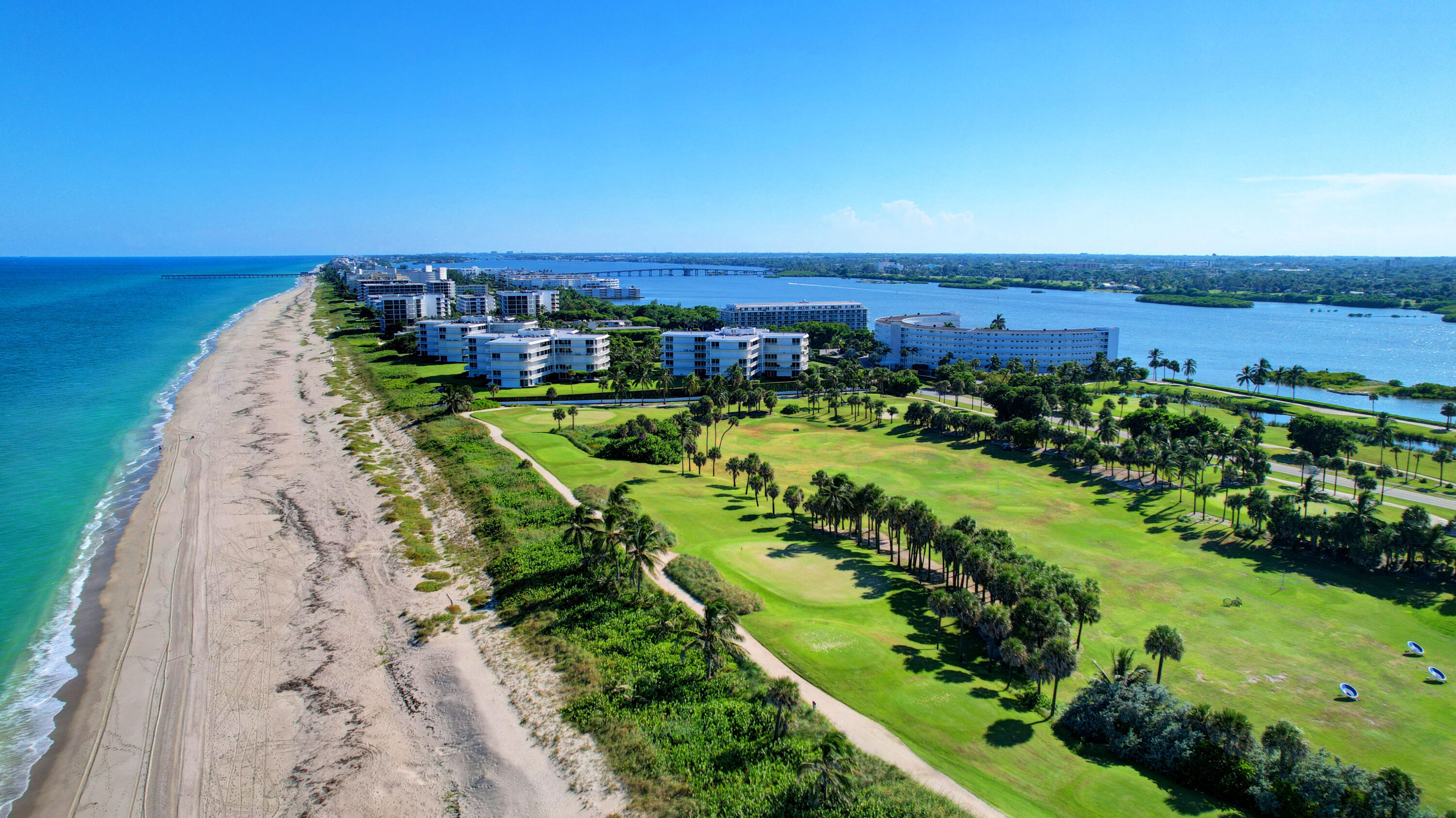 2505 South Ocean Boulevard, Unit 601 Palm Beach, FL 33480 - Photo 52 of 56 Aerial_Par 3 Golf Course