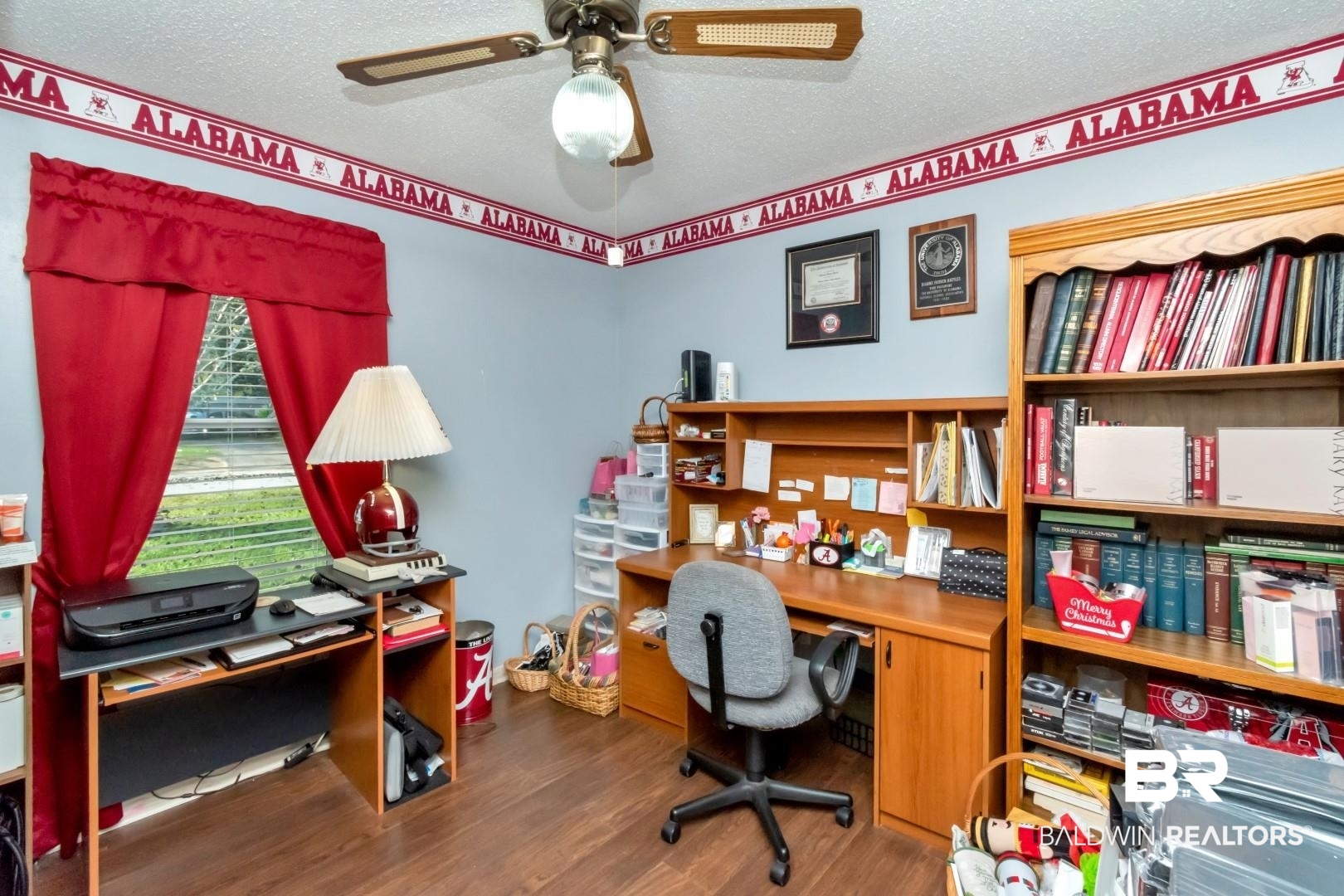 9360 Burnt Tree Drive Mobile, AL 36695 - Photo 17 of 28 Office area with ceiling fan, a textured ceiling, and hardwood / wood-style flooring