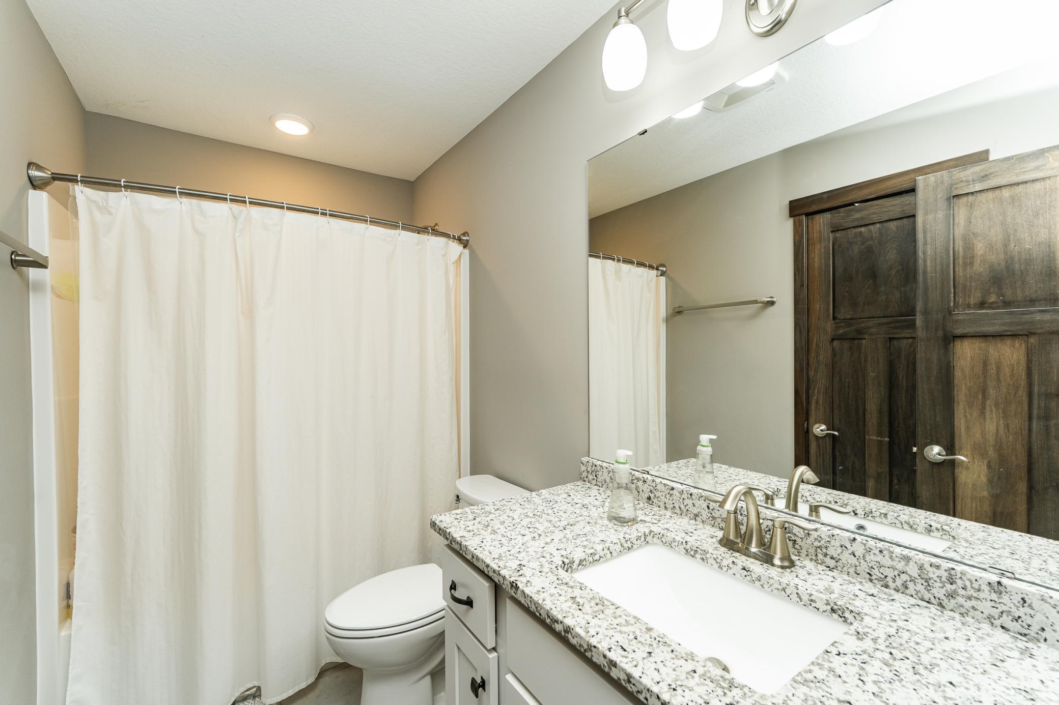 212 Sunnydale Lane Southeast Rochester, MN 55904 - Photo 11 of 40