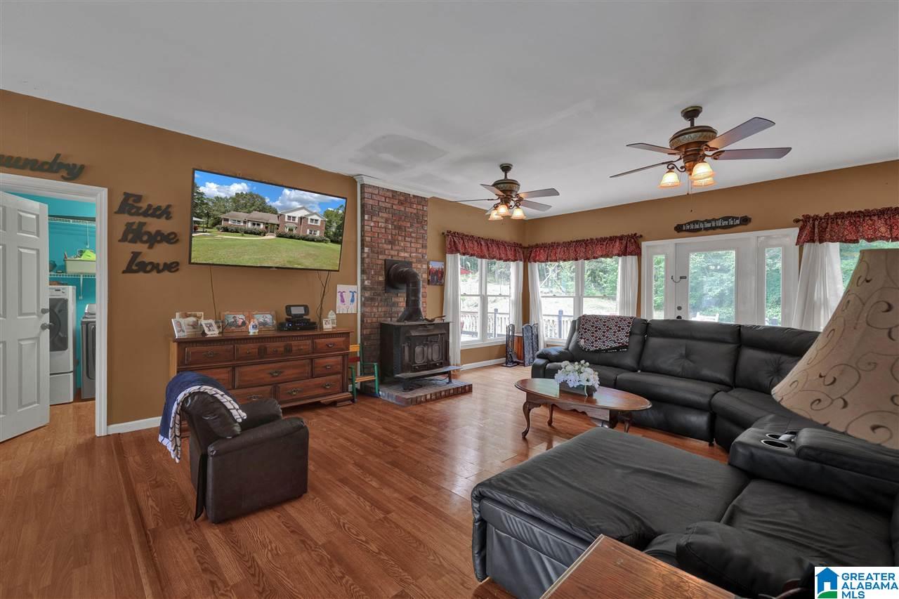 1257 Rogers Road Oneonta, AL 35121 - Photo 5 of 31