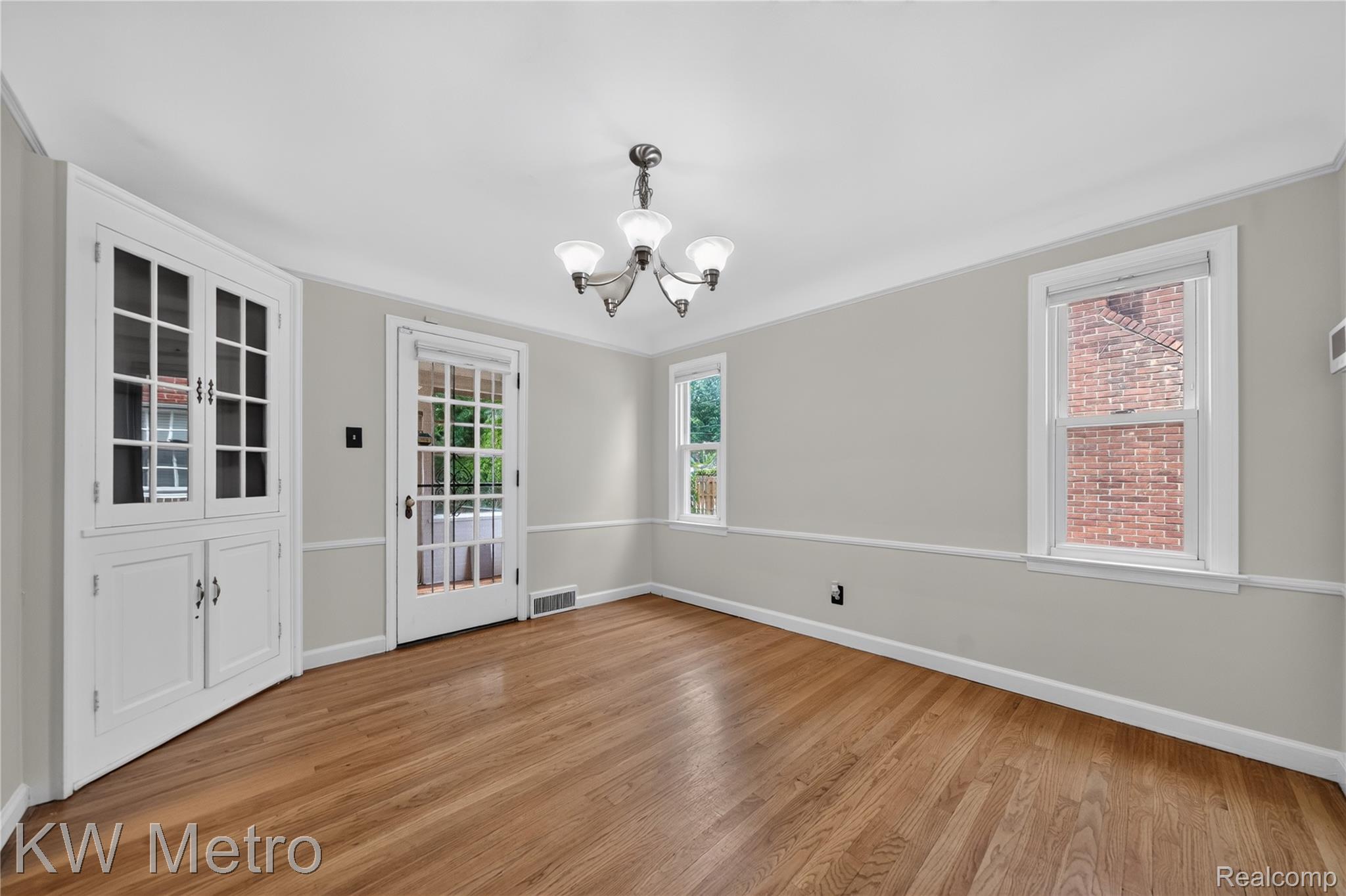 5737 Harvard Road Detroit, MI 48224 - Photo 6 of 25 DSC02039.jpg