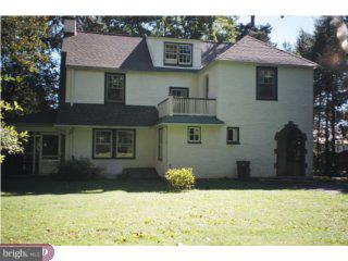 12 Farm Road Wayne, PA 19087 - Photo 2 of 6