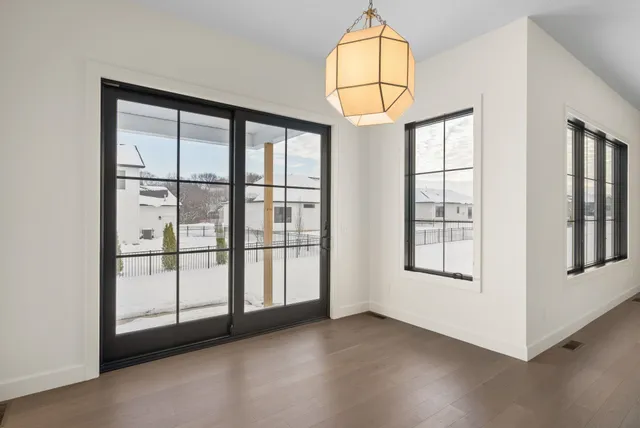 $789,900 | 7131 Alvie Lane, Bettendorf, IA 52722