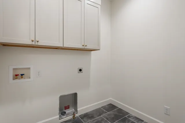 $789,900 | 7131 Alvie Lane, Bettendorf, IA 52722