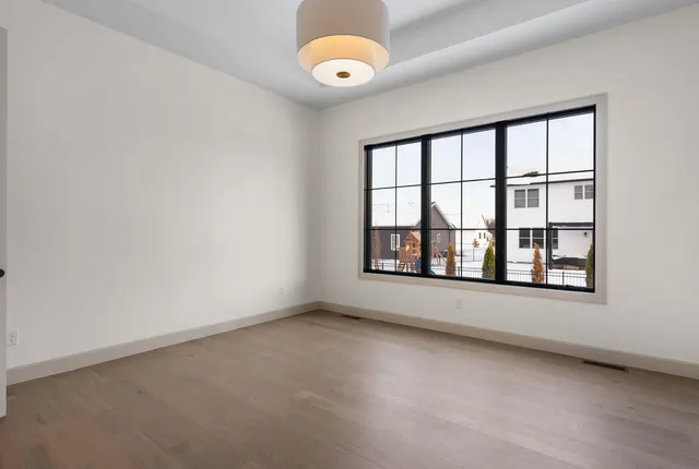 $789,900 | 7131 Alvie Lane, Bettendorf, IA 52722