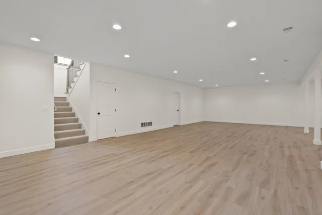 $789,900 | 7131 Alvie Lane, Bettendorf, IA 52722