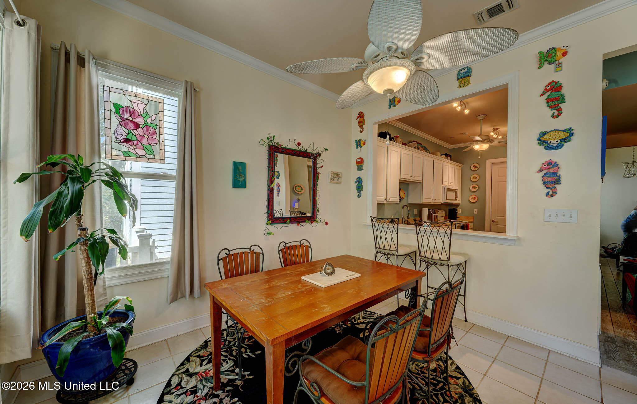 17 Chapel Hill Road Bay St. Louis, MS 39520 - Photo 16 of 33 08Interior01