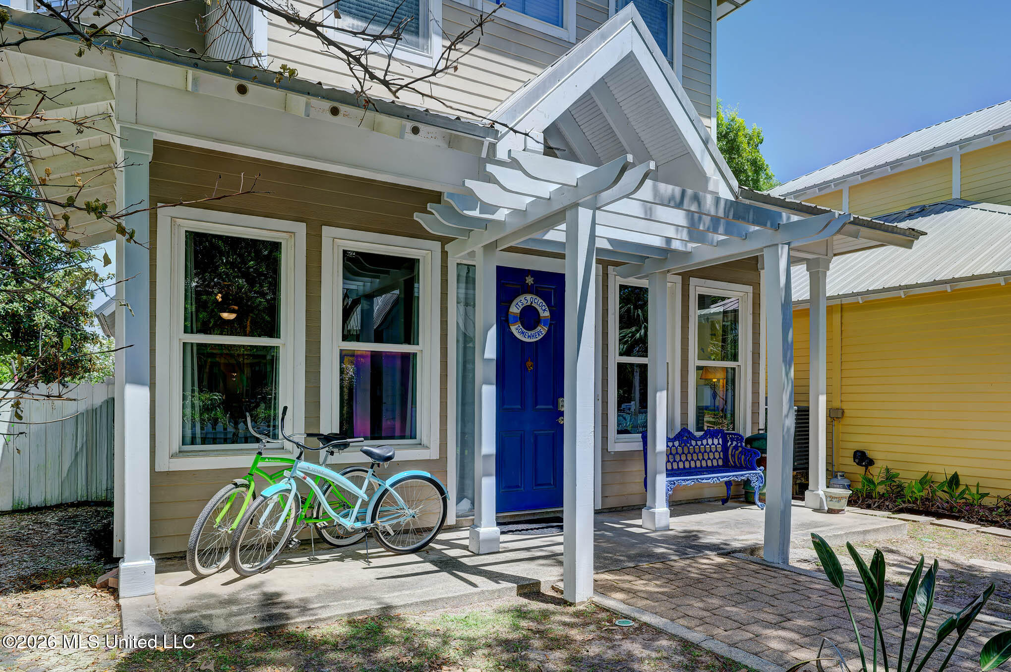 17 Chapel Hill Road Bay St. Louis, MS 39520 - Photo 2 of 30 49Interior01