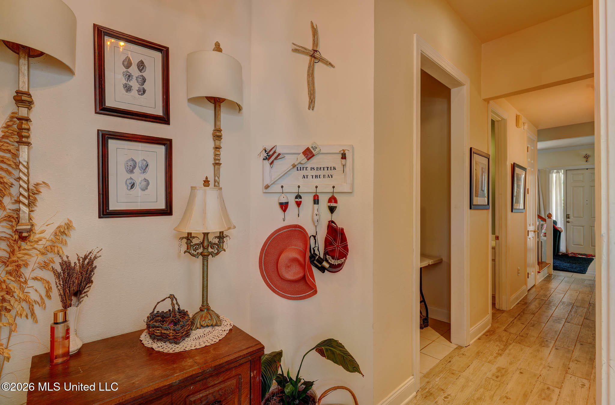 17 Chapel Hill Road Bay St. Louis, MS 39520 - Photo 6 of 30 30Interior01