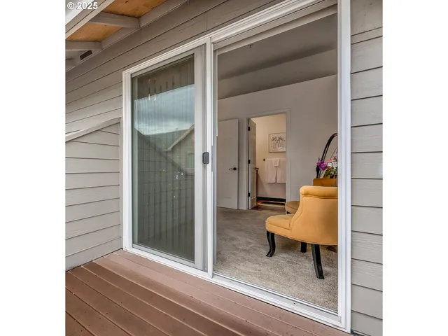 $379,900 | 417 Harris Lane, Oregon City, OR 97045