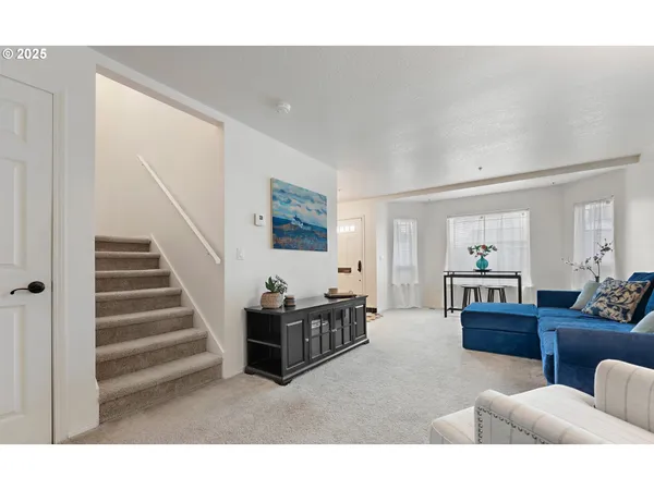 $360,000 | 417 Harris Lane, Oregon City, OR 97045