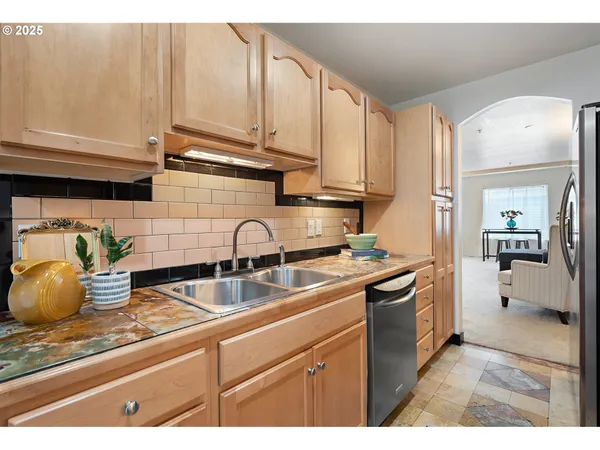 $360,000 | 417 Harris Lane, Oregon City, OR 97045