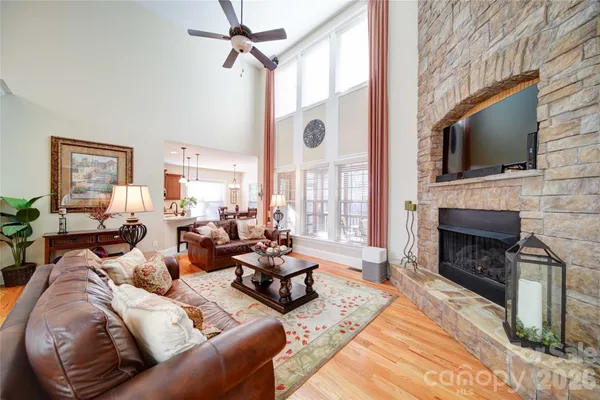 $800,000 | 4763 River Hills Drive, Denver, NC 28037