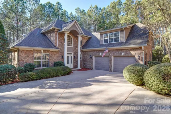 $800,000 | 4763 River Hills Drive, Denver, NC 28037