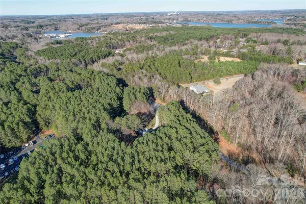 $800,000 | 4763 River Hills Drive, Denver, NC 28037