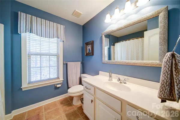 $800,000 | 4763 River Hills Drive, Denver, NC 28037