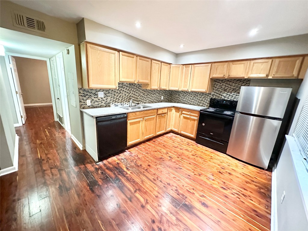 1302 South Quinlan Park Road Austin, TX 78732 - Photo 27 of 40