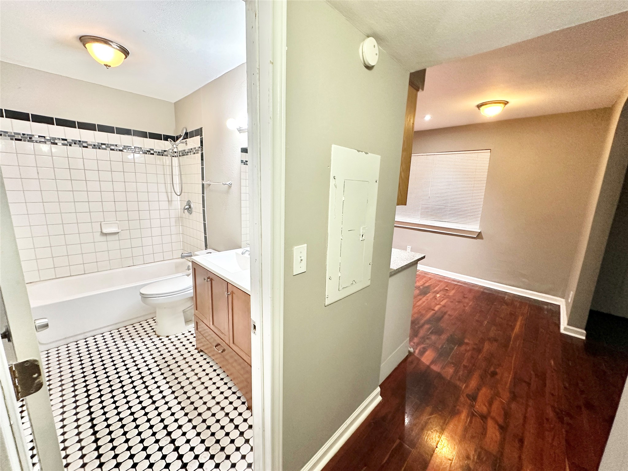 1302 South Quinlan Park Road Austin, TX 78732 - Photo 28 of 40