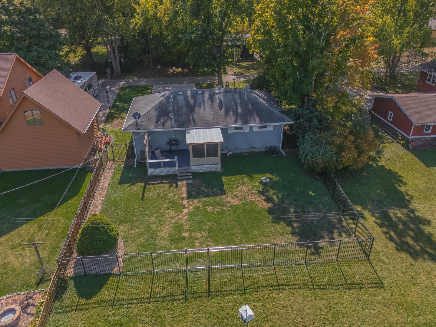 17452 Walden Road Hudson, IL 61748 - Photo 28 of 37 Gallery Image 28