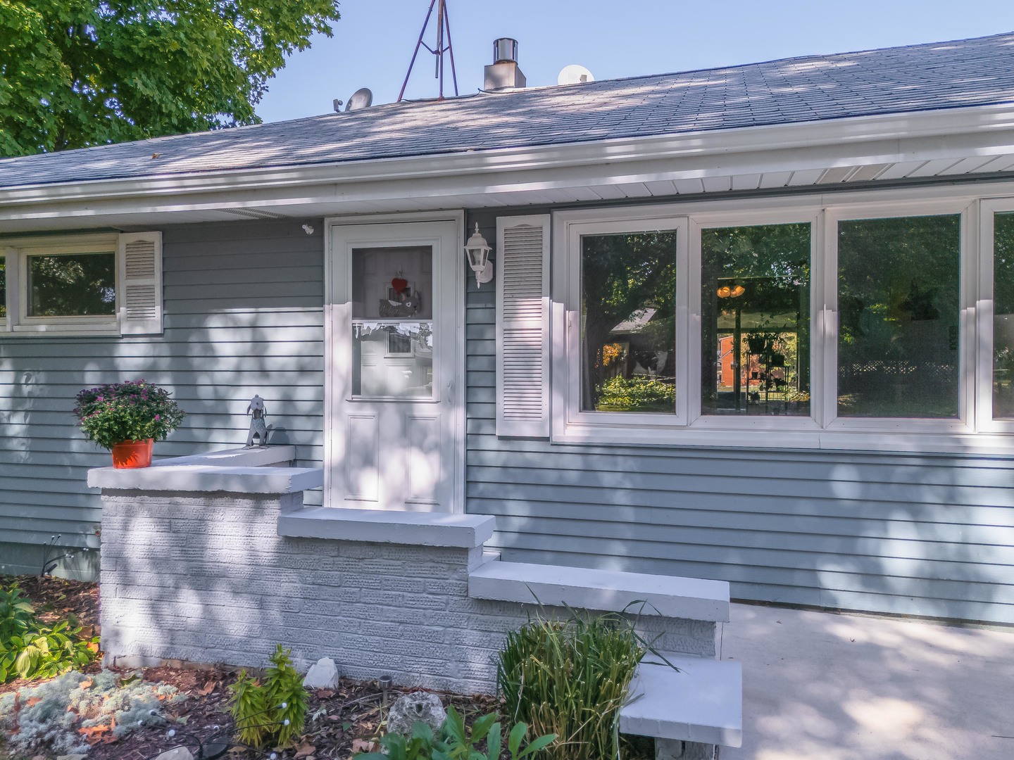 17452 Walden Road Hudson, IL 61748 - Photo 4 of 37 Gallery Image 4