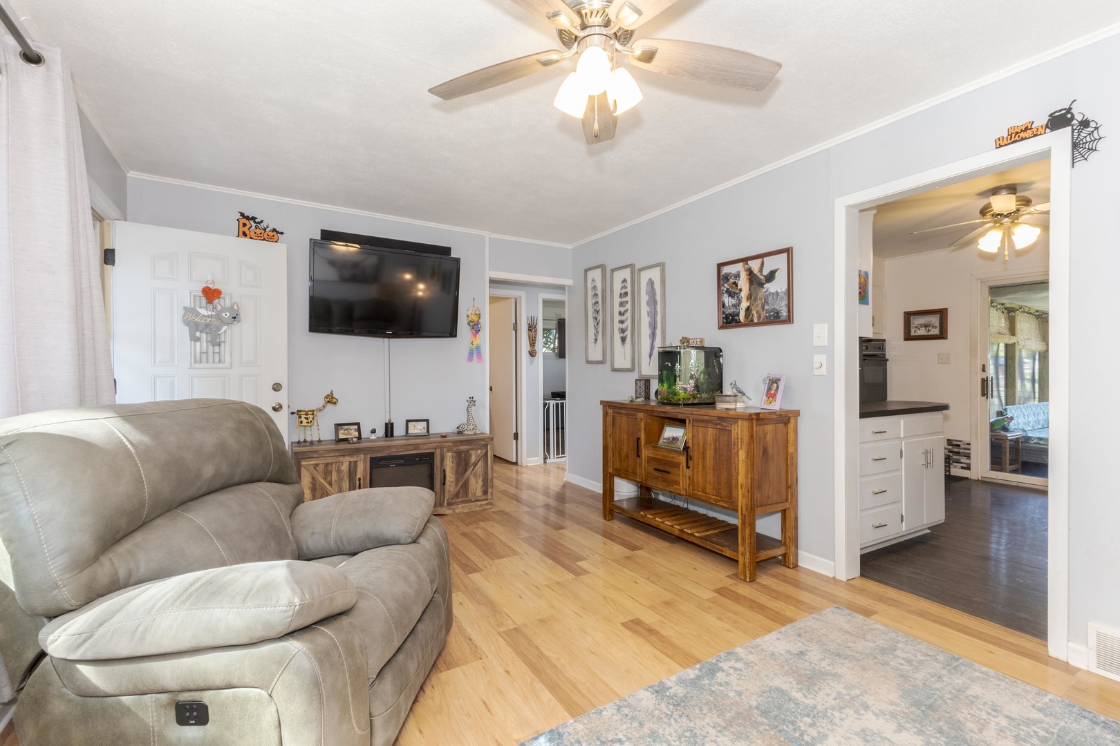 17452 Walden Road Hudson, IL 61748 - Photo 8 of 37 Gallery Image 8