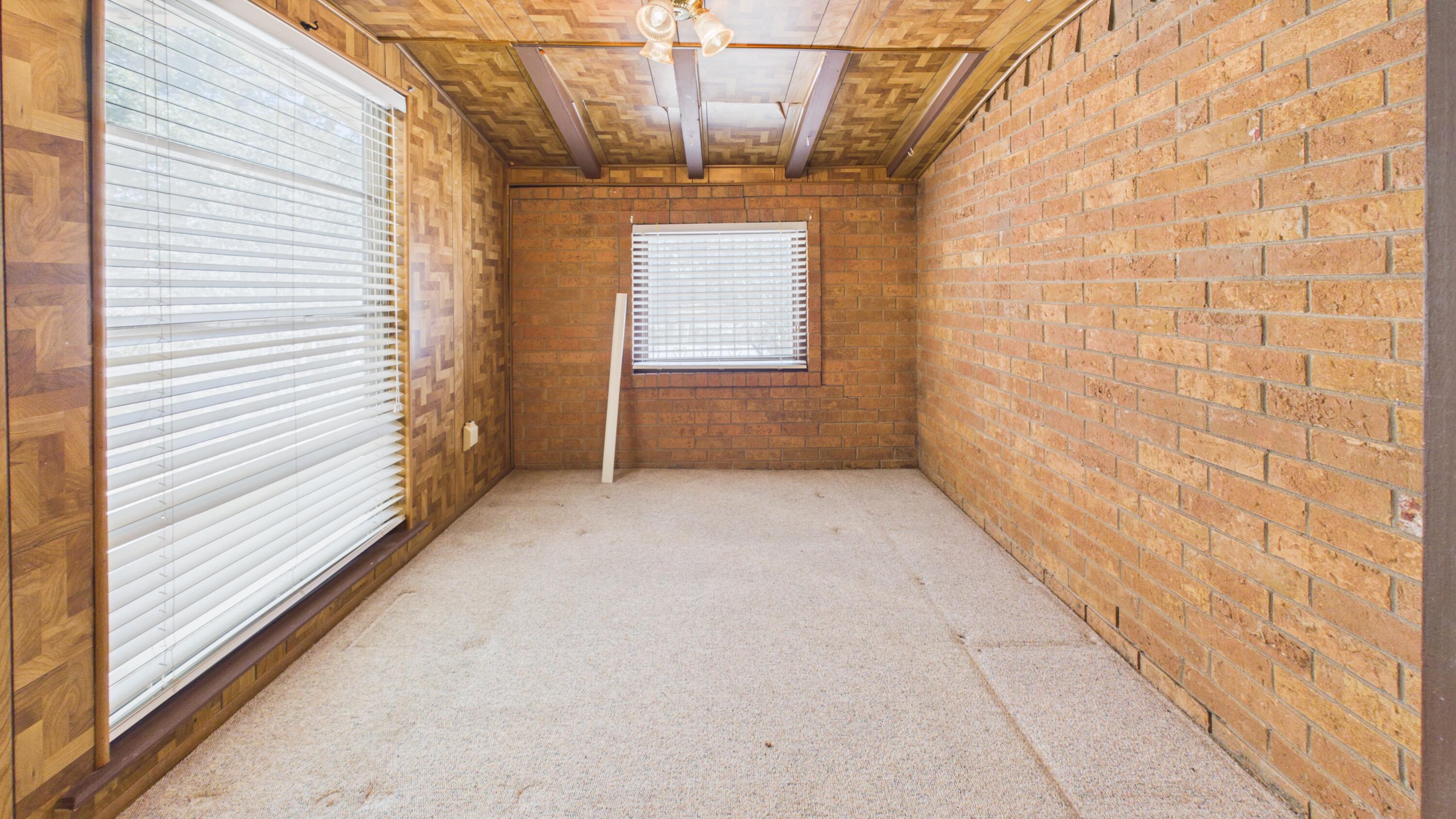 3406 68th Drive Lubbock, TX 79413 - Photo 9 of 61 CAM06379G6-PR0039-STILL014