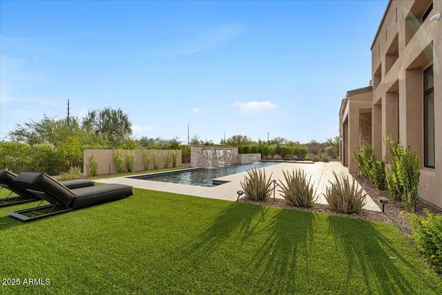 $2,500,000 | 17237 East Desert Vista Trail, Rio Verde, AZ 85263