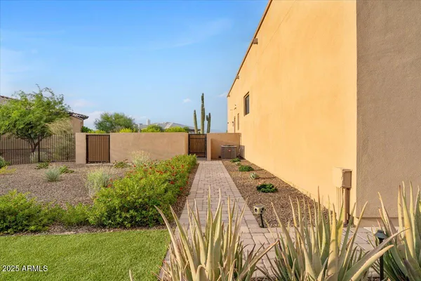 $2,450,000 | 17237 East Desert Vista Trail, Rio Verde, AZ 85263