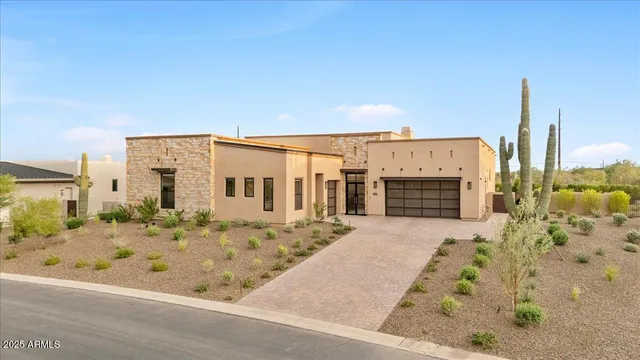 $2,500,000 | 17237 East Desert Vista Trail, Rio Verde, AZ 85263
