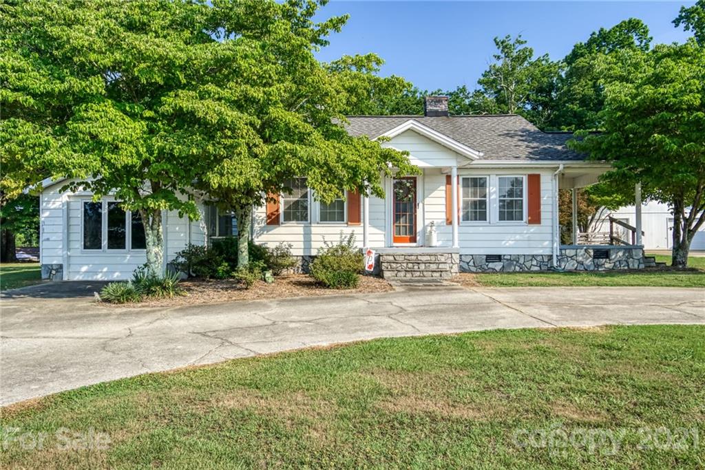 4573 Buffalo Shoals Road Maiden, NC 28650 - Photo 1 of 31 Gallery Image 1