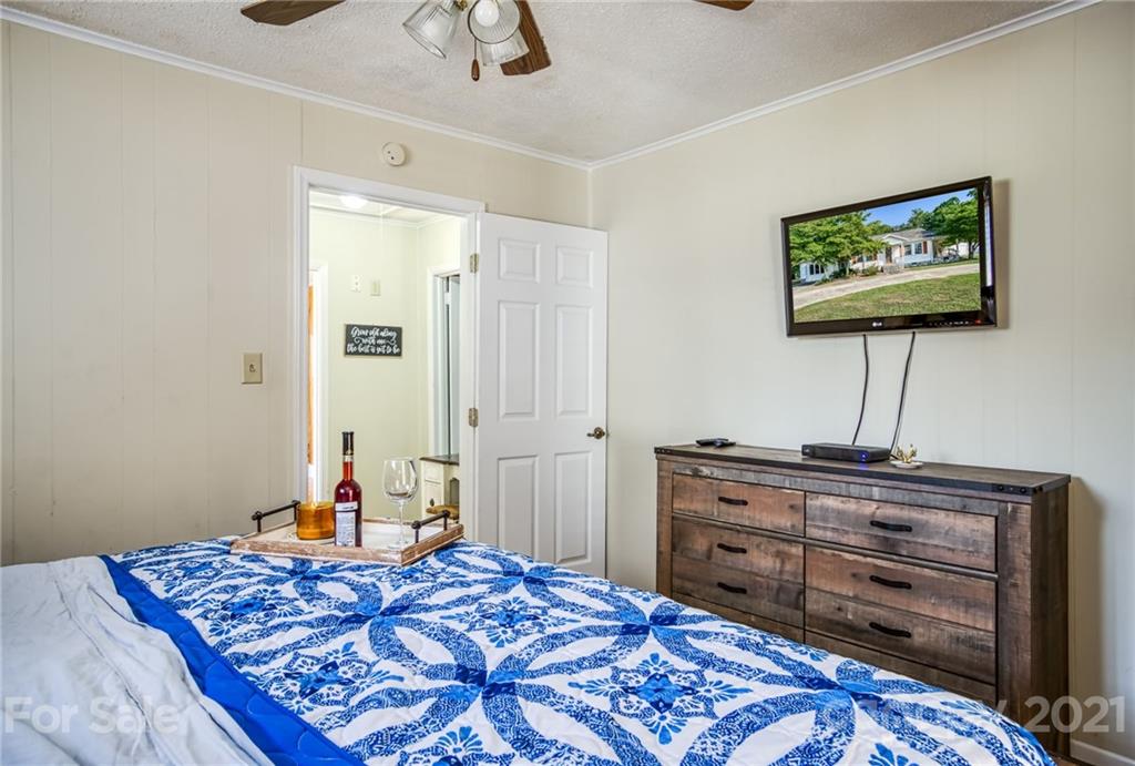 4573 Buffalo Shoals Road Maiden, NC 28650 - Photo 12 of 31 Gallery Image 12