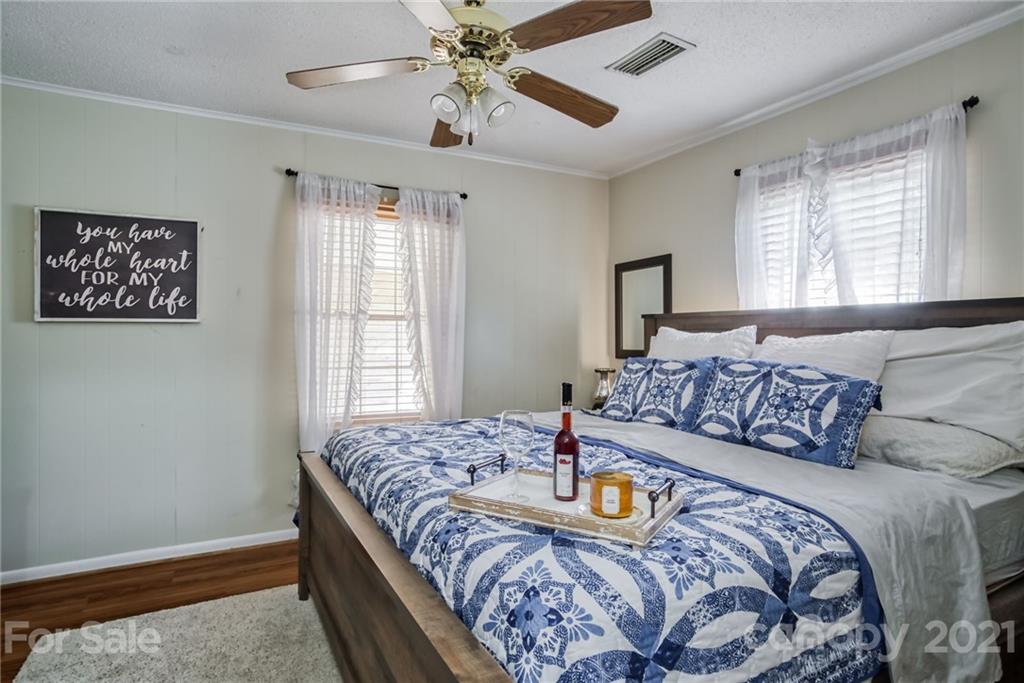 4573 Buffalo Shoals Road Maiden, NC 28650 - Photo 13 of 31 Gallery Image 13