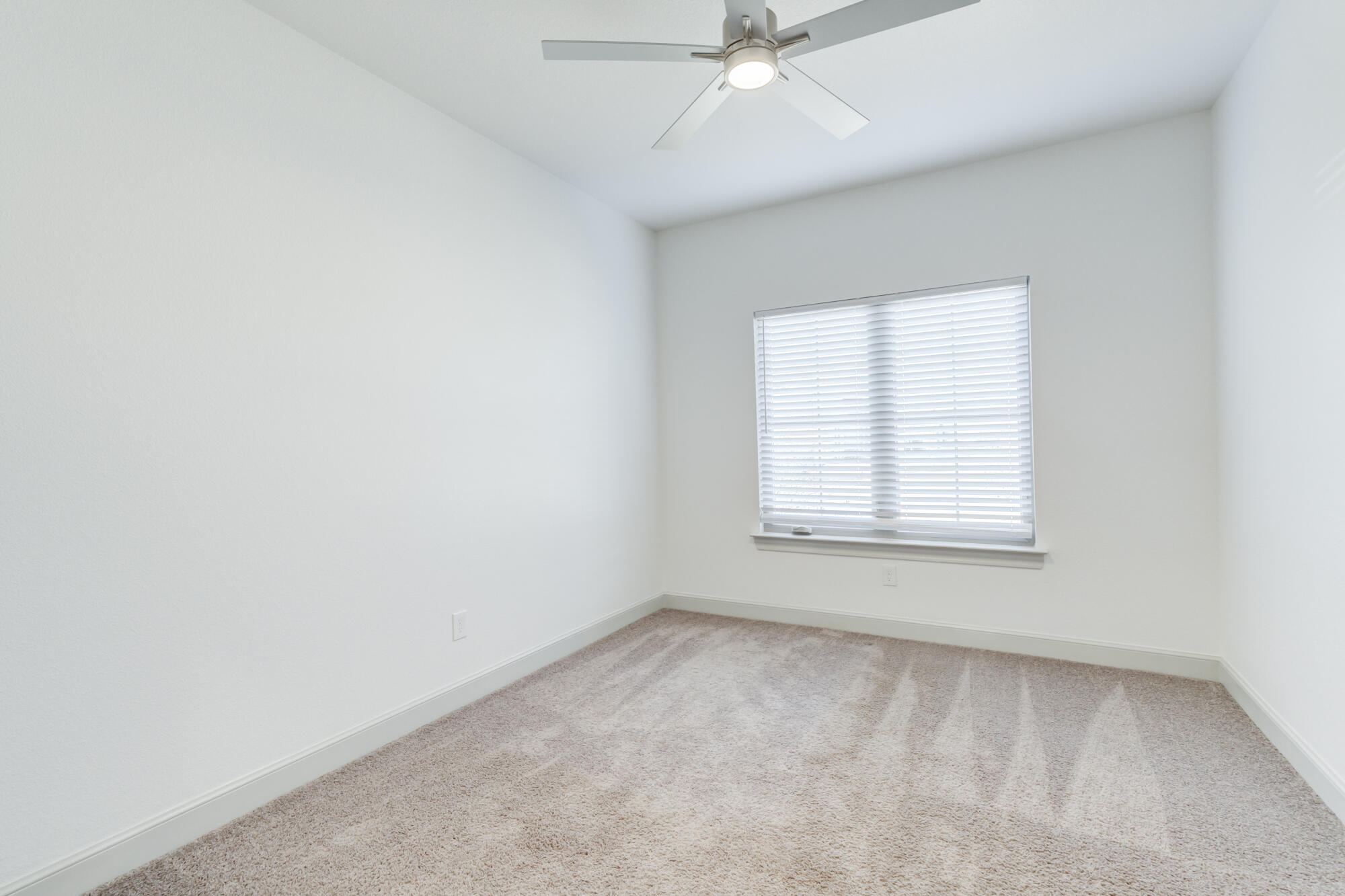 6805 51st Street Lubbock, TX 79407 - Photo 37 of 41 an empty room with a window