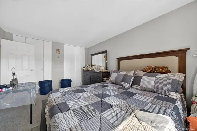 $165,000 | 10 Oakwood Terrace, Unit 67, New Windsor, NY 12553