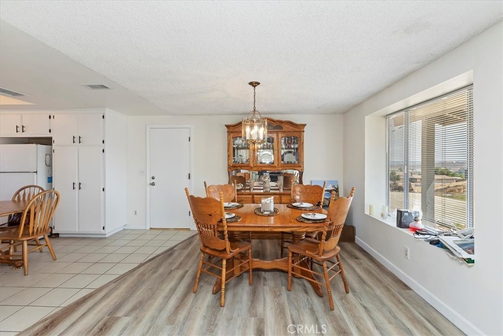 20061 Lounsberry Road Perris, CA 92570 - Photo 14 of 60