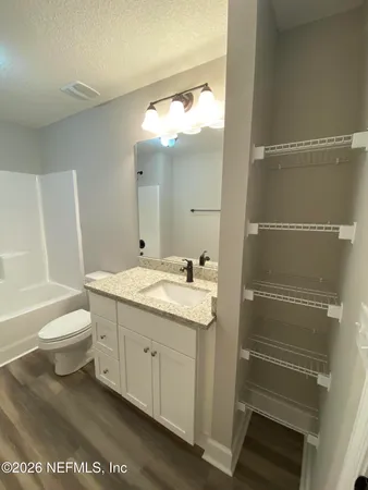 $2,100 | 27161 West 12th Avenue, Hilliard, FL 32046