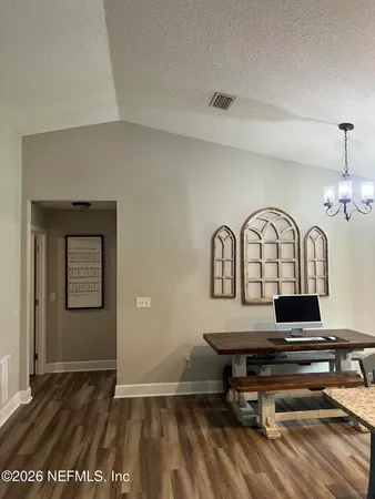 $2,100 | 27161 West 12th Avenue, Hilliard, FL 32046