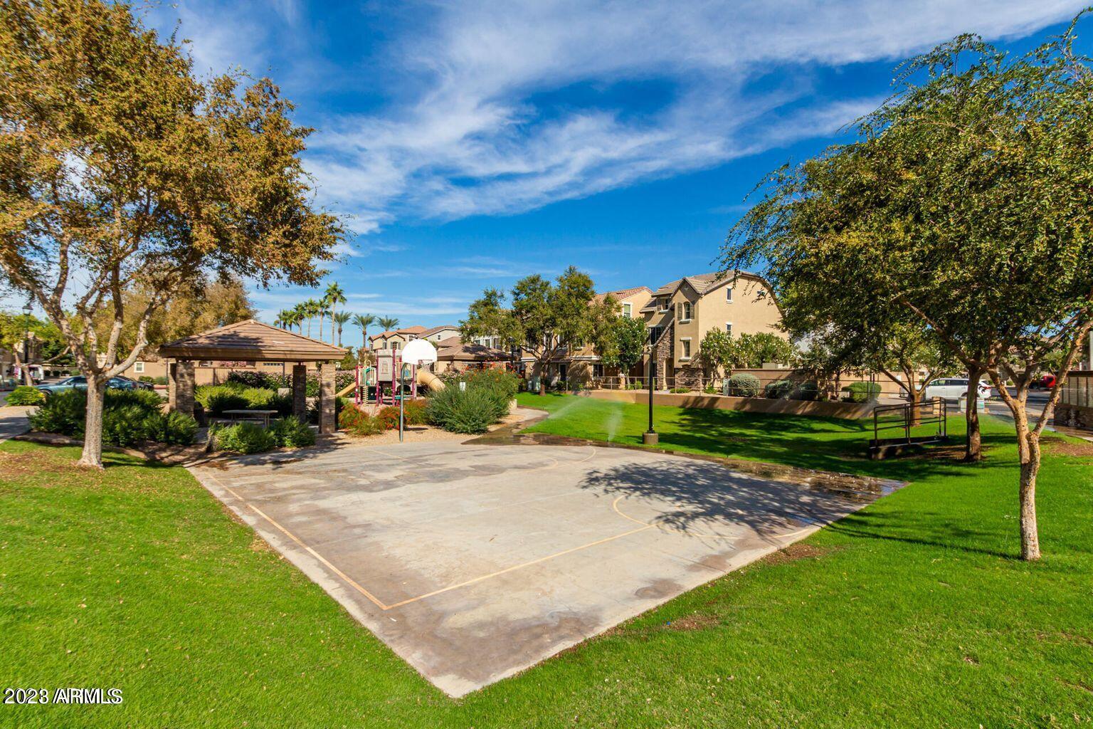 968 West Aspen Way Gilbert, AZ 85233 - Photo 25 of 26 basketball court