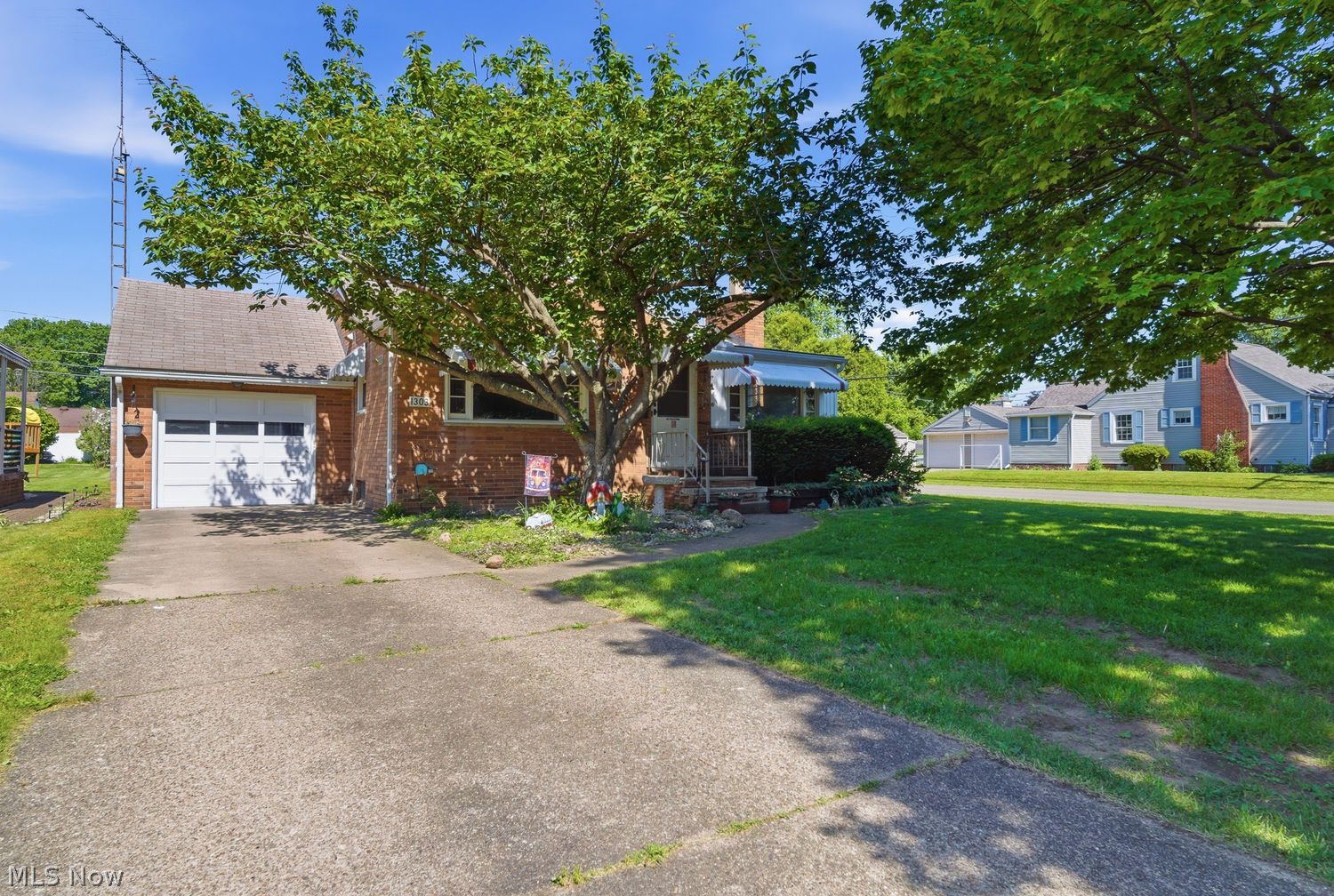 1303 Manor Avenue Southwest Canton, OH 44710 - Photo 25 of 29