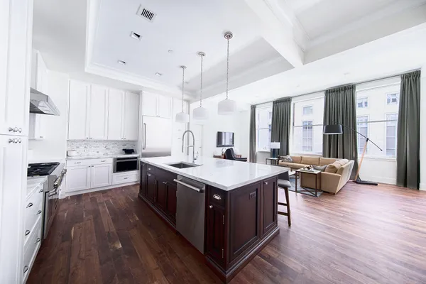 $5,874 | 600 Woodward Avenue, Unit 7B, Detroit, MI 48226