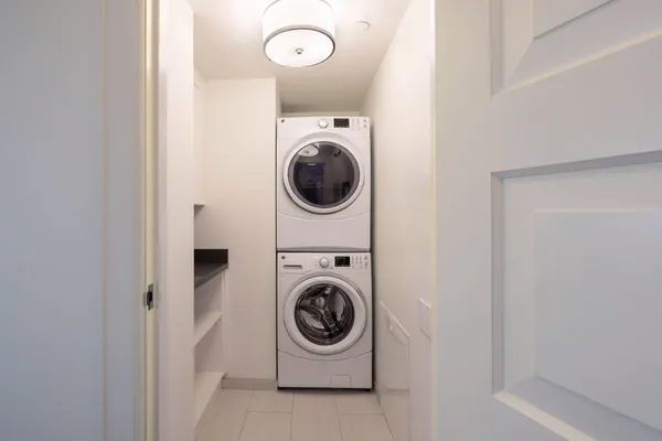 $5,874 | 600 Woodward Avenue, Unit 7B, Detroit, MI 48226