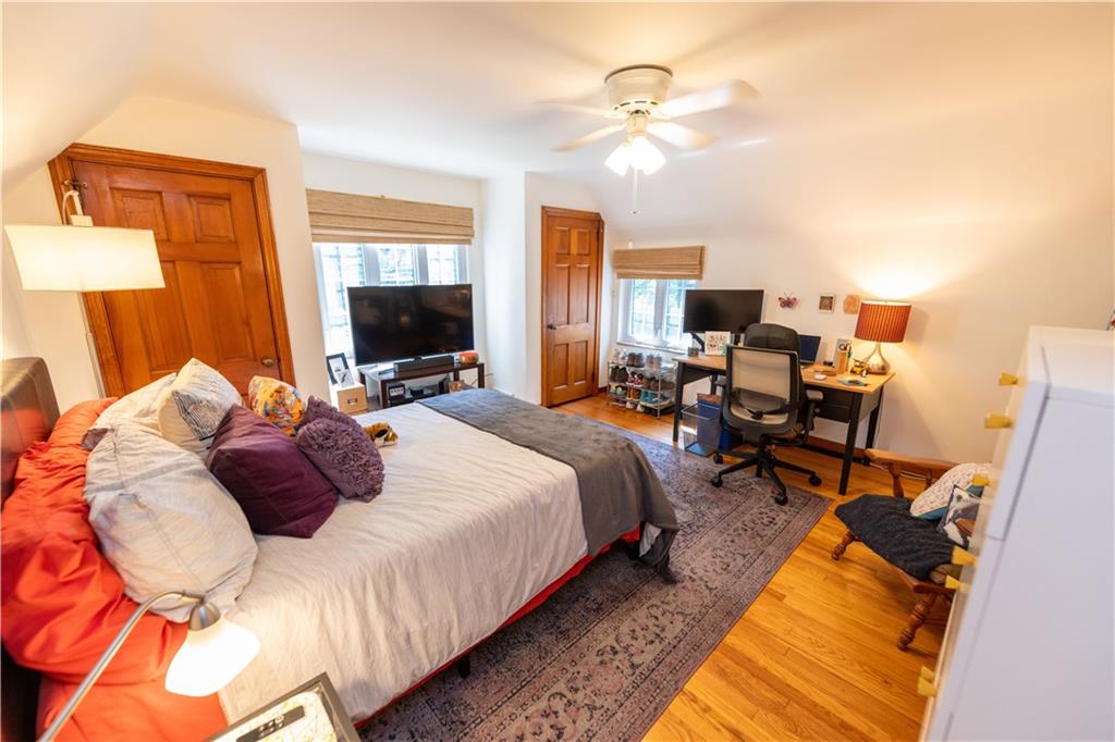 108 Cascade Road Pittsburgh, PA 15221 - Photo 24 of 42 a bedroom with bed and window