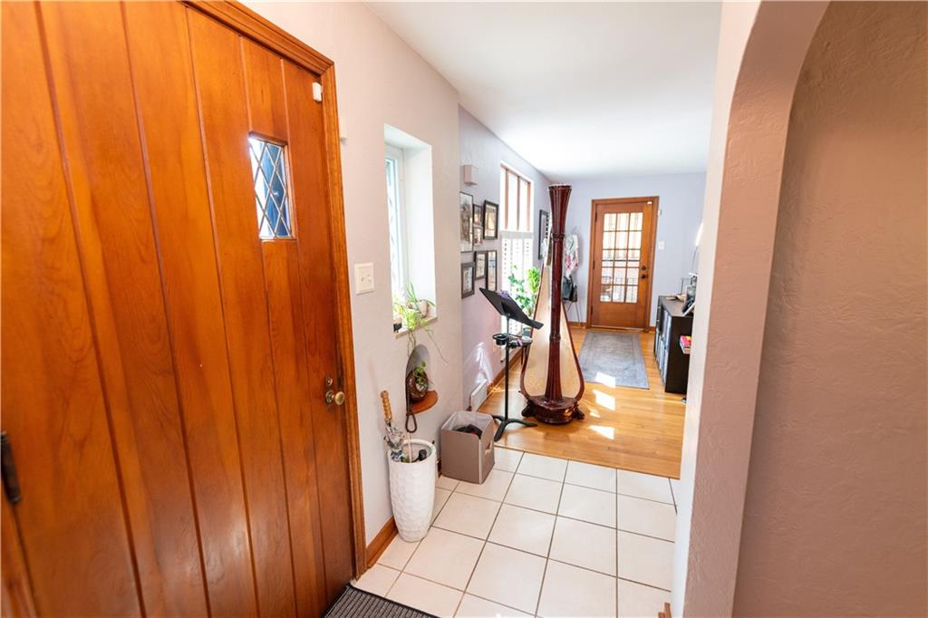 108 Cascade Road Pittsburgh, PA 15221 - Photo 3 of 42 a view of a room with gym equipment