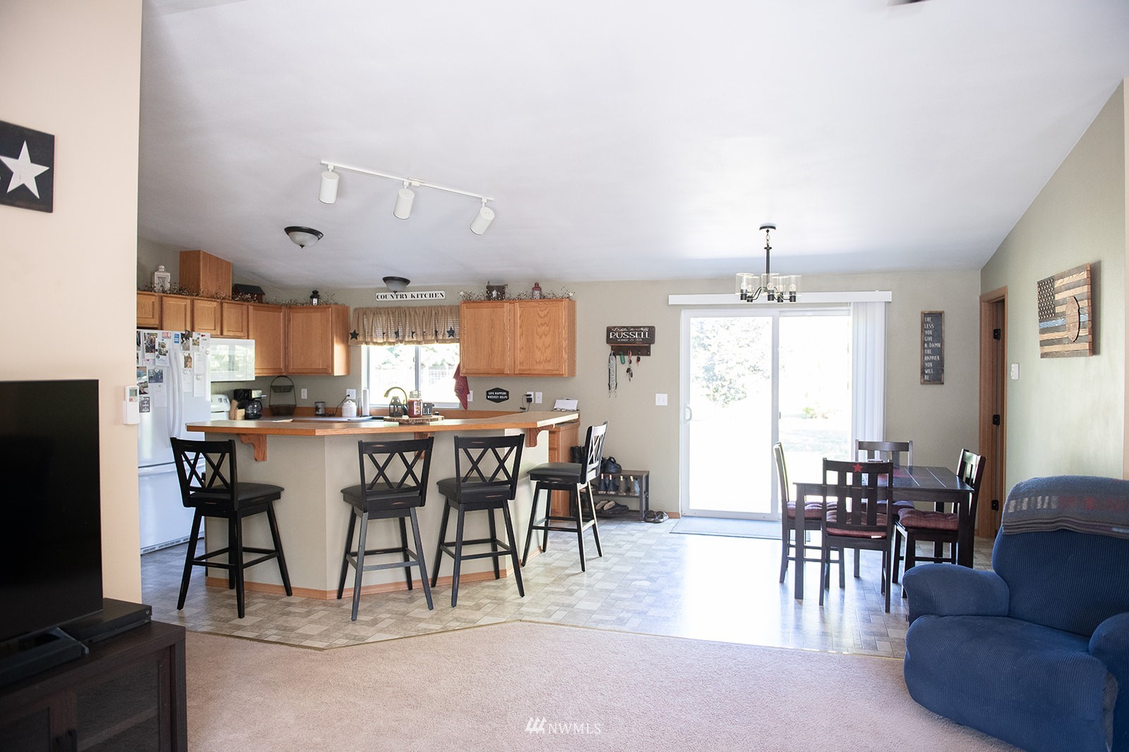 290 Calvin Road Cinebar, WA 98533 - Photo 5 of 22 Gallery Image 5