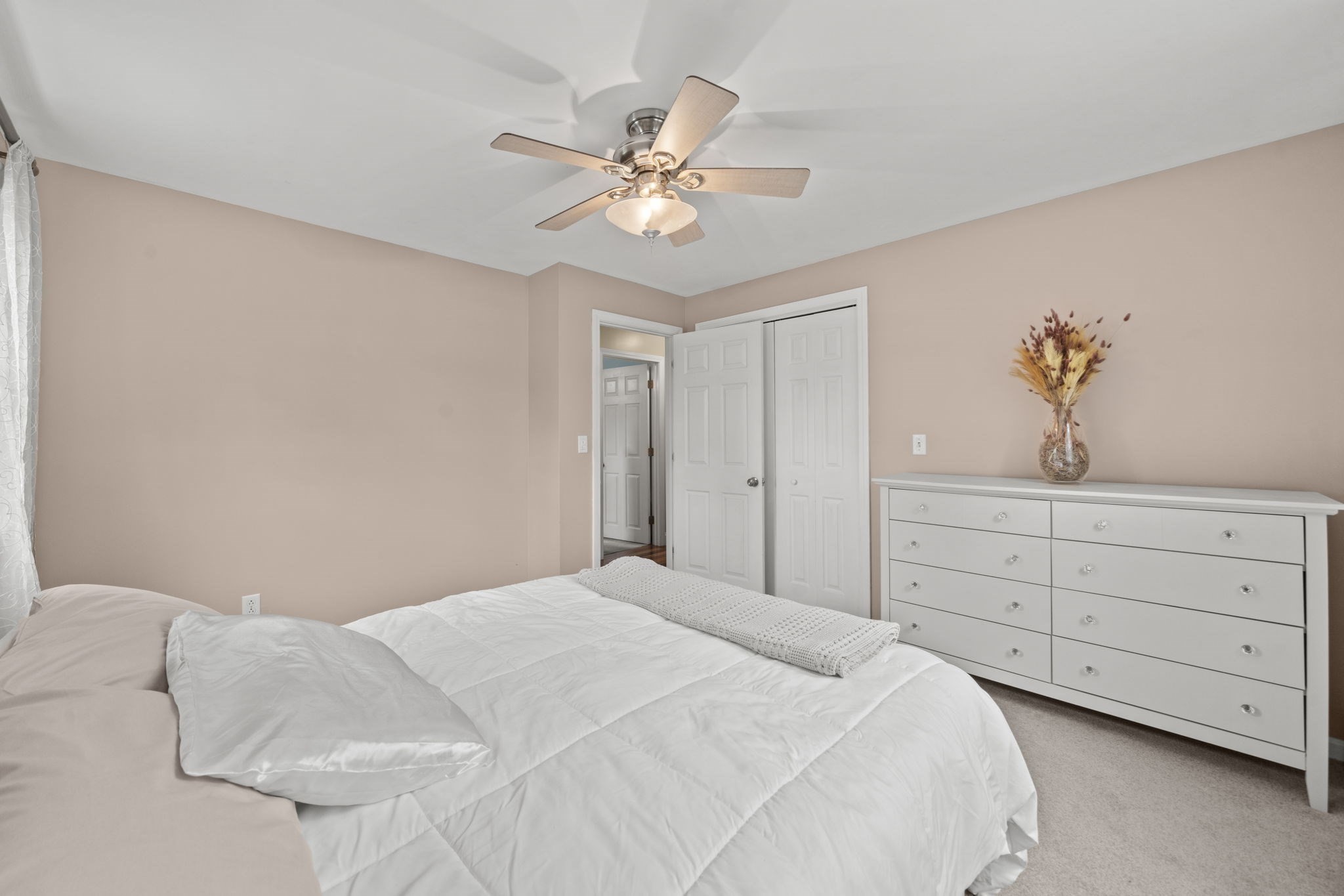 56 Sycamore Road Methuen, MA 01844 - Photo 23 of 41 Gallery Image 23