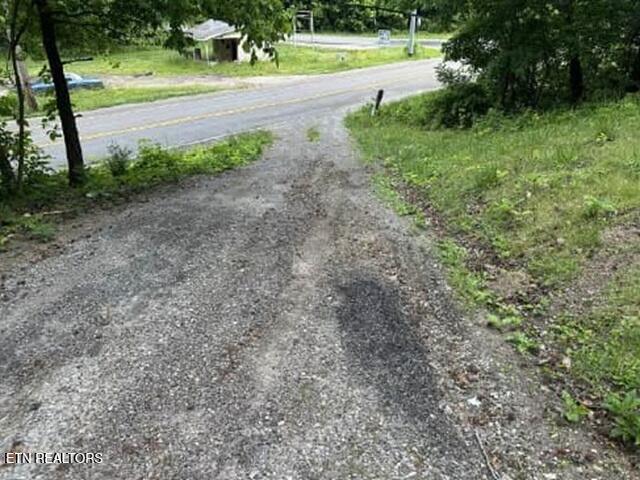 1709 Ruritan Road Harriman, TN 37748 - Photo 3 of 3 3