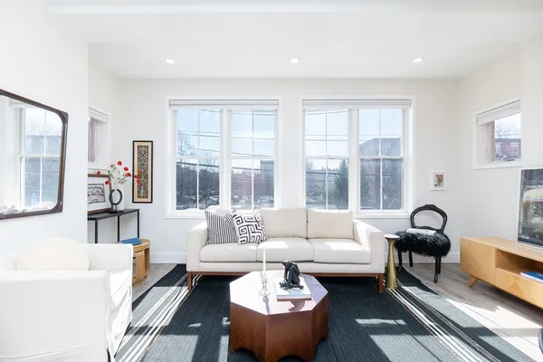 $660,000 | 70 Bremen Street, Unit 201, Boston, MA 02128