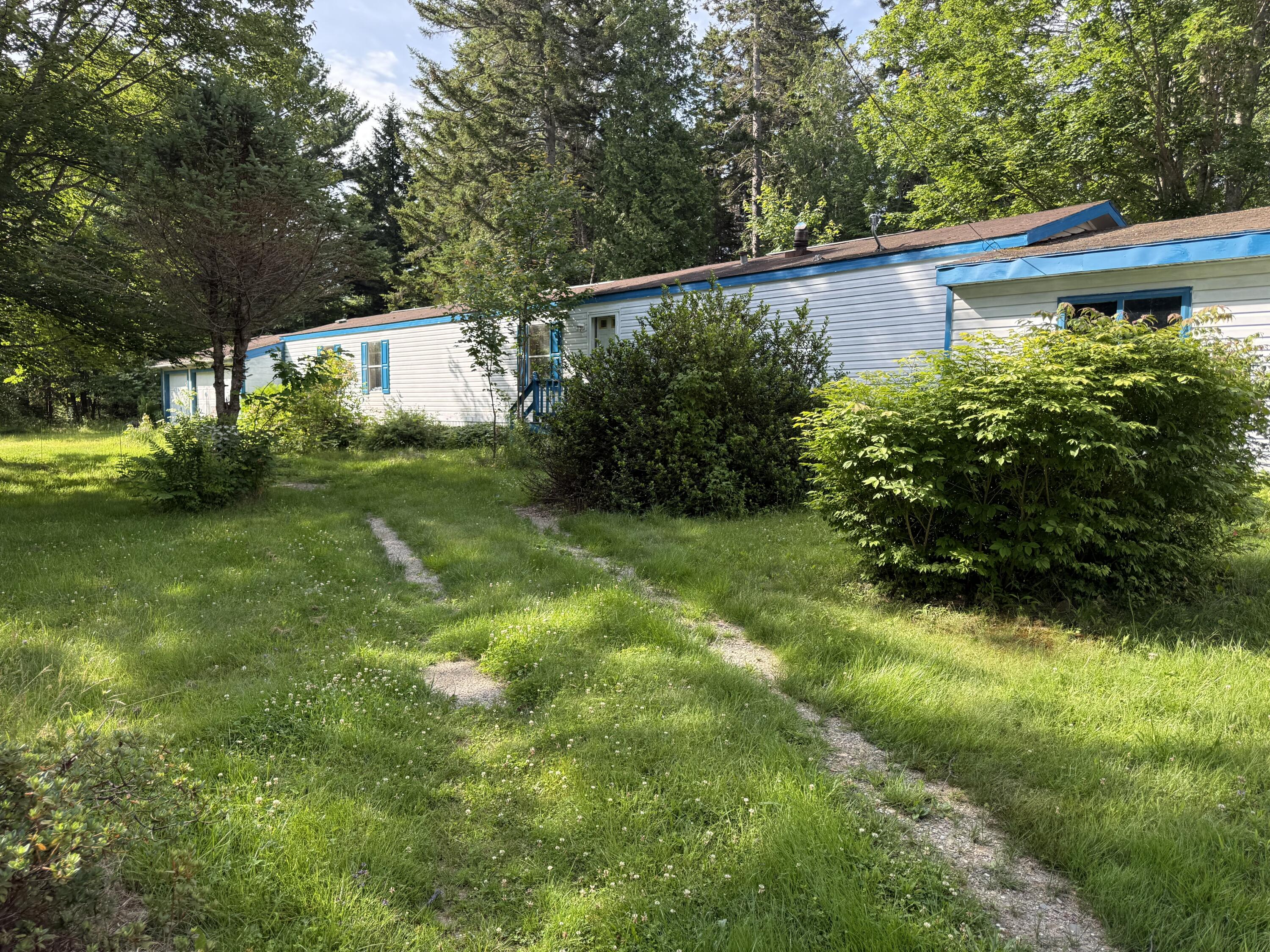 364 Goose Cove Road Trenton, ME 04605 - Photo 3 of 16 IMG_2351