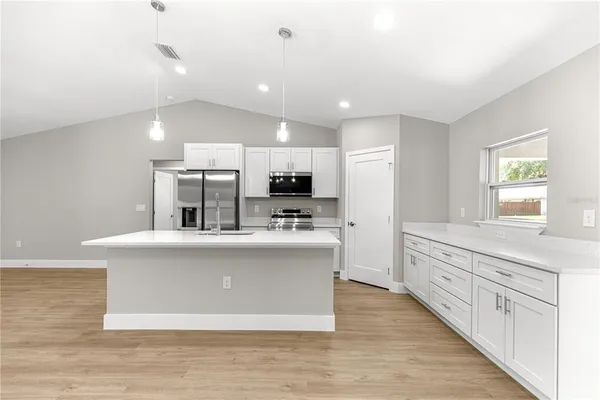 $269,900 | 22 Malauka Run Lane, Ocklawaha, FL 32179