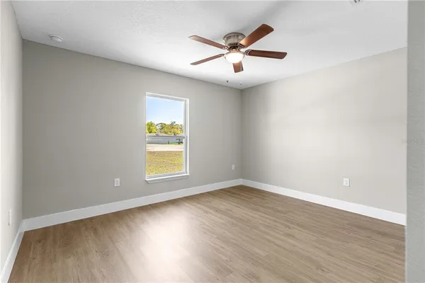 $269,900 | 22 Malauka Run Lane, Ocklawaha, FL 32179